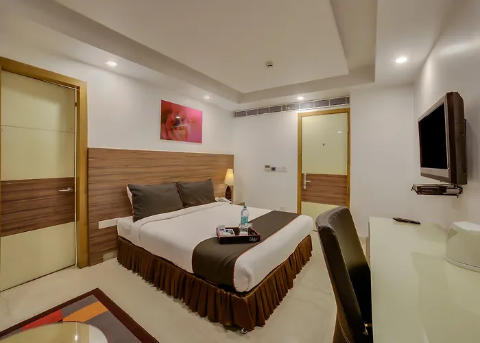 Townhouse Oak Safdarjung Hotel New Delhi